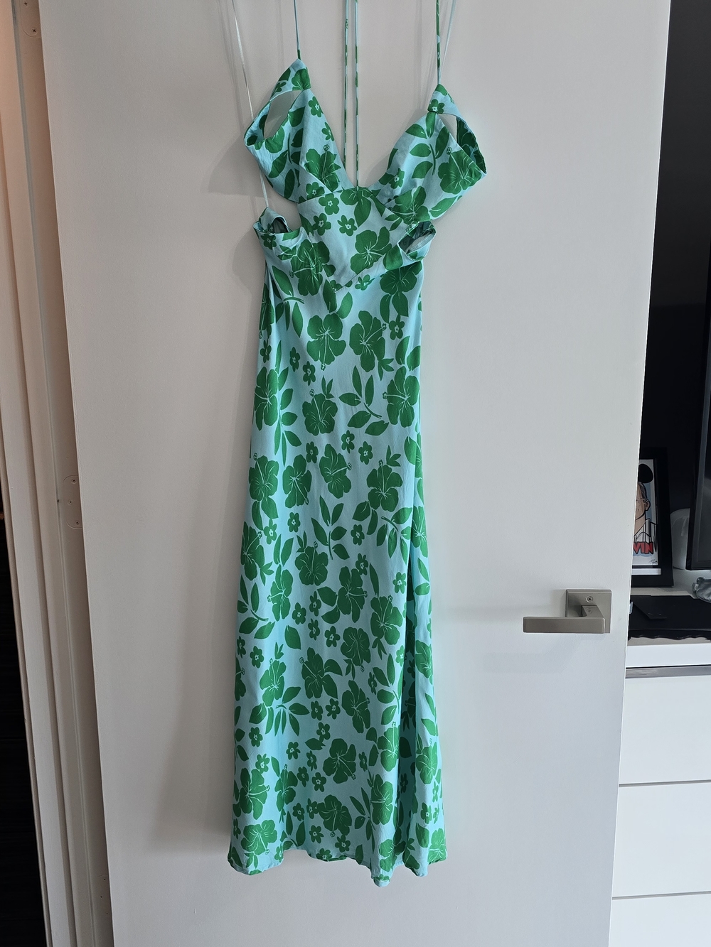 Zara Green Floral Cutout Maxi Dress - Picture 6 of 6